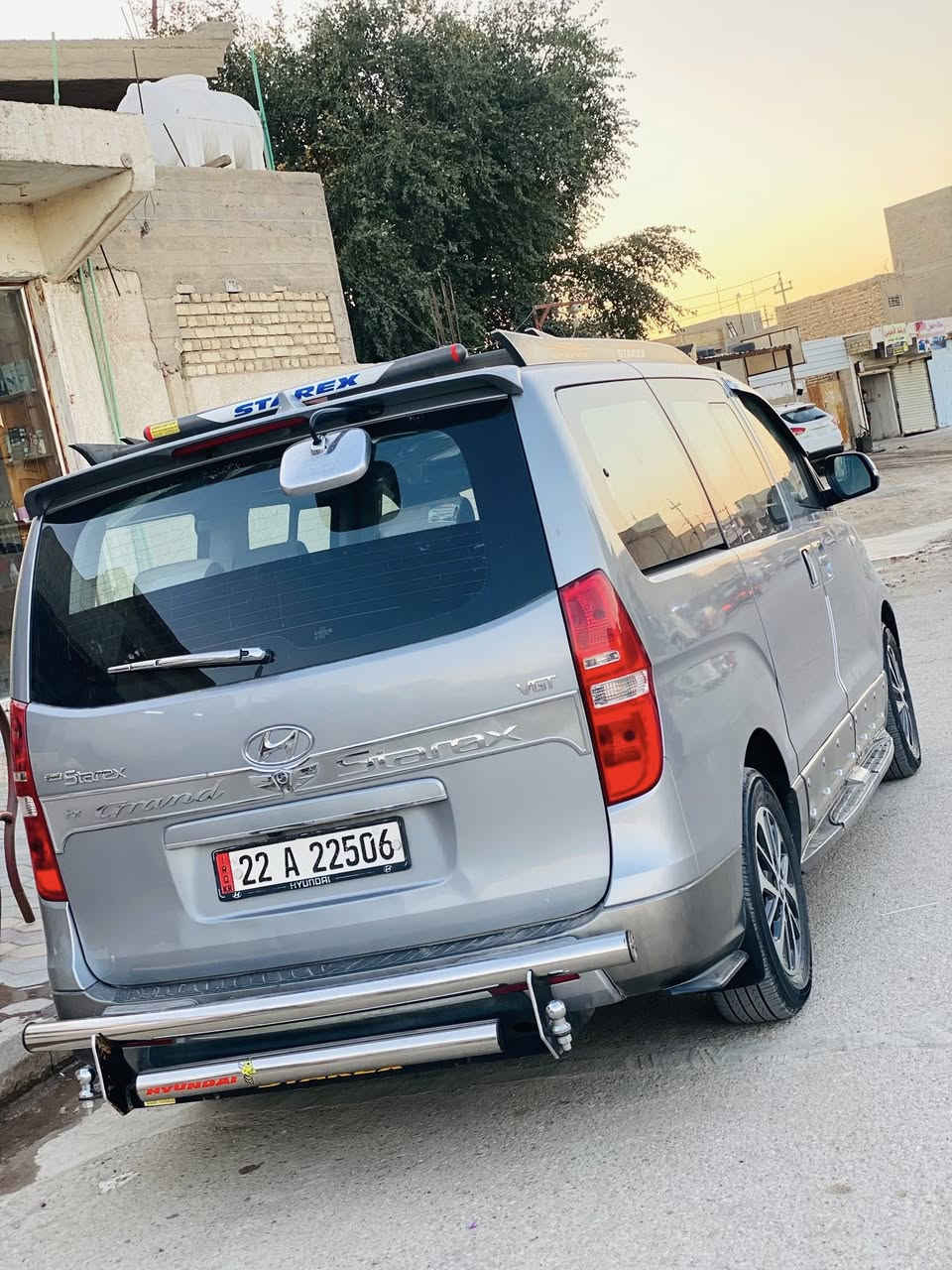 يالله سلام عليكم ستاركس موديل 21 فان ورك ورك للبيع فقط سياره جديده وجاهزه من كلشي تخم تاير جديد دوشمه عام مكان واسط نعمانيه مكلف ب النشرر 
***********
***********
ومن الله التوفيق
