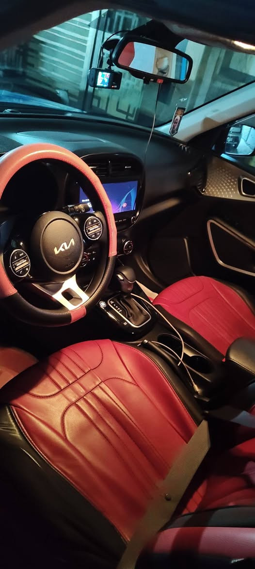 سلام عليكم كيا صول موديل 24 مكفولة فول مواصفات ماعدة الفتحة بس بية رصعات بل قمارة 3 آلة تركز يلة اشوفهن سيارة جديدة ماشية 18 رقم بغداد مكاني بلديات اليون/ ***********
