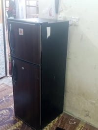 ثلاجه • نضيفه • الحريه الدور