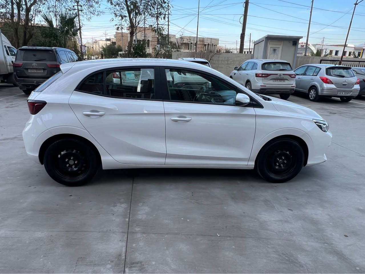 Mg3 
موديل 2025
7500 km رويشتووه
6 سال زةمانى شةريكةى هةيه
گير - مةكينه - تةحويل - غرامه - بةشةرت
دةعامى بو دةعامى - بةشةرت 
سبوغ تةنك 
هيچى پيوه نييه
شوين - هةولير 
108$ 
مةجاليكى زور زور كةمى تيدايه
موشتةرى نيت نامةى مةنيره 
*********** أربيل, العراق
