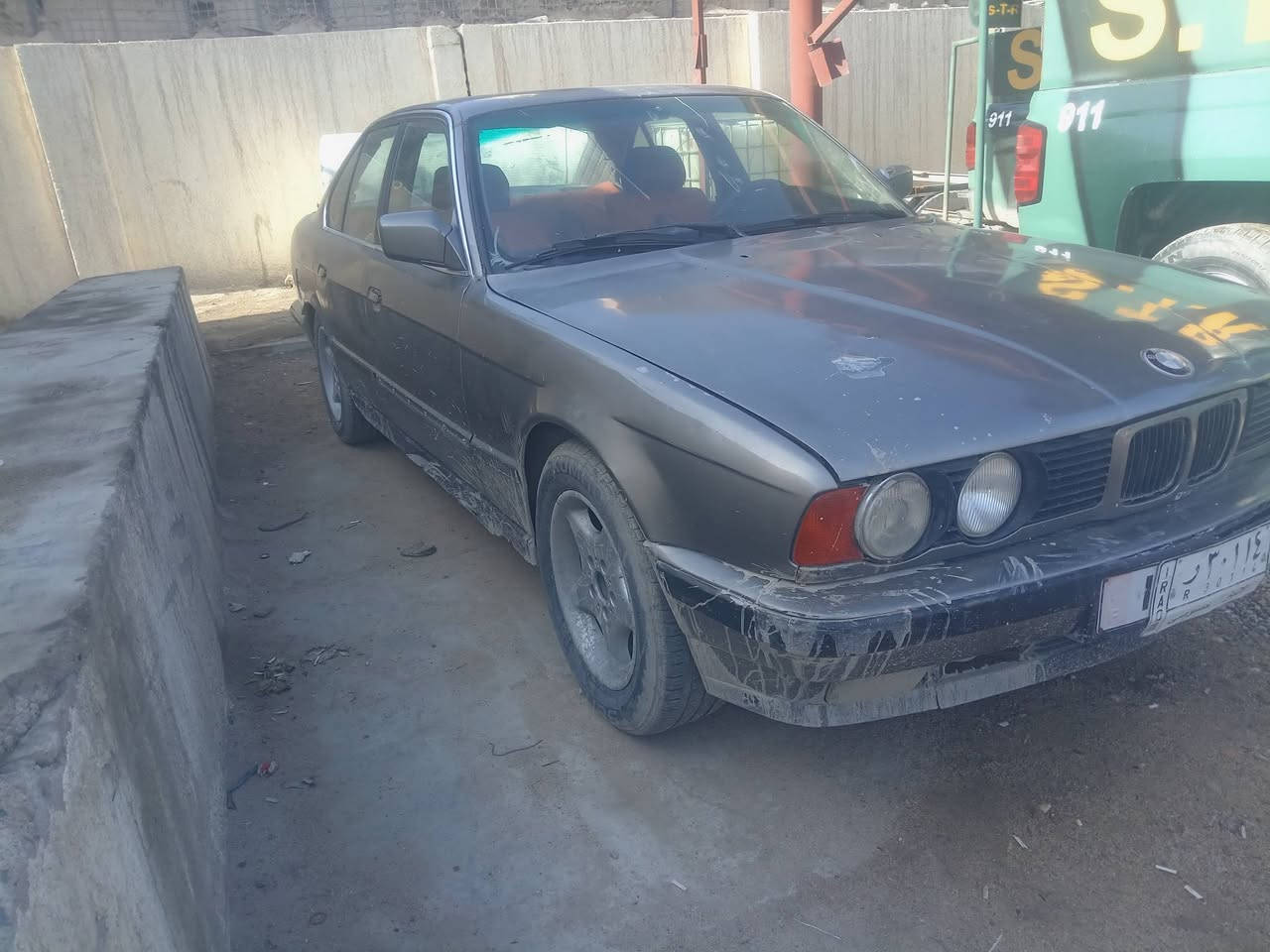 سلام عليكم بي ام محرك اوكير عادي اوكسل توني شادهن حاويه حداديه زينه كهربائيات كلهه شغاله تبريد ما يشتقل رقمهه انبارالماني سنويه كاتونيه راعيهه ما اندله بكاني في البصره سعرهه 30 اوبيهه مجال ولشراي ينتصل وبخدمته ***********
