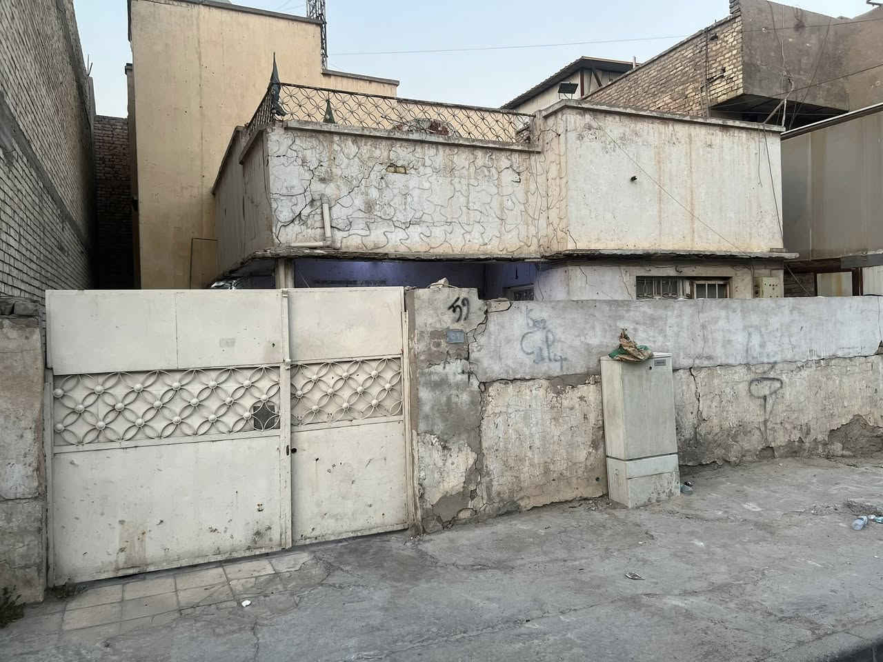 🔶 بيت  للبيع في منطقة الغدير تفليش محلة 706
◾◾◾◾◾◾◾◾◾◾◾◾◾◾◾◾

🔶المساحة 130 متر 

🔶 واجهة 8متر 

🔶 شارع عريض سعر مناسب  

🔶  ينباع نص او كامل 

             ***********اتصال او مراسلة واتس

            *********** اتصال او مراسلة واتس

#نستقبل_طلبات_عروضكم_عقارات_بيع_شراء_ايجار
