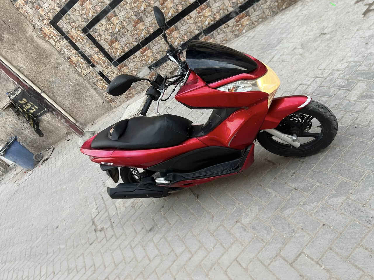 دراجه bcxجيل اول ياباني مكفوله مكينه وكفرات كلهه بلاد ماشيه ٥٢ اي نقص مابيهه شلعه ومعدل خير من الله حساسات كلهه شغاله مكاني ساحه مظفر بغداد السعر مليون و٥٥٠ شراي اتصل ***********
