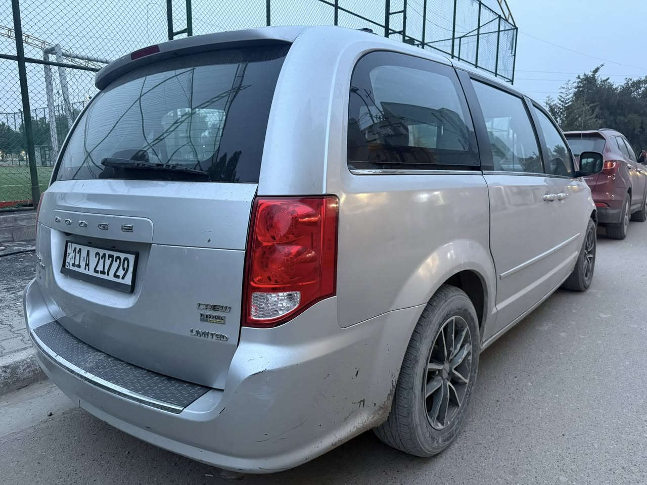 سلام عليكم ورحمة الله بركاته 
سياره للبيع دوج كرفان موديل ٢٠١١ 
رقم بغداد باسمي
وموجود صوره سونار
سعر ١٢٧ ورقه 
هايه رقمي ***********
