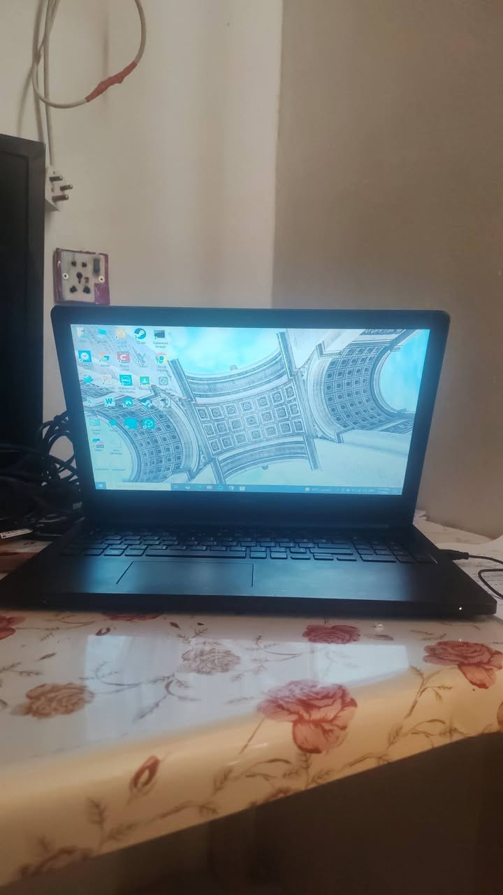 deel دل
ram 8gb  
lntel cor i5
hard 256 ssd 
الجيل السادس 

السعر 180 
بابل قضاء الهاشمية  للاستفسار خاص او الاتصال ***********
