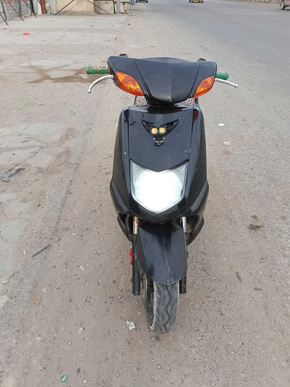 سكنس نثيه دراجه خير من الله نقصه بس ذيل خلفي كله شغال سعر 450 بيه مجال ومكاني بغداد المشتل رقمي***********
