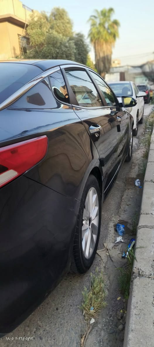 اوبتما
محرك 2400 GDI 
كير AT المرغوب 
شرط المكينه و الكير 
ماشيه ٧٠ الف حقيقي شرط عالفحص 
وارد. ضررها جاملغ وبوند قطعتين فقط 
السياره كلها وضع شركه فول مواصفات عده البصمه 
 كامره دواره اصليه مالها شاشتها اصليه شركه تحكمات ستيرن كروز سرعه كير أوتو وعادي .  شرط بدون أي تقحيل هاي لمعتها وما مبولشه شرط 
طخم تاير جديد صدر امامي خلفي جديد كص ترايك وين ما تريد السياره طبه 
شرط الوكالة أو التحويل إني الشرعي مالها 
***********  بي واتس 
السعر مناسب 125 
موصل حي الميثاق
