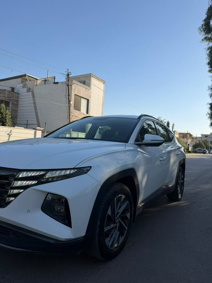 للبيع | توسان 2021 خليجي
🔹 موديل: 2021
🔹 وارد: خليجي
🔹 محرك: 2000 CC
🔹 أوتوماتيك
🔹 اللون: أبيض
🔹 العداد: 35 ألف كم

المواصفات:
✔️ بصمة
✔️ Auto Hold
✔️ هندبريك كهرباء
✔️ نظام النزول من المنحدرات
✔️ بردات خلفية
✔️ كرسي السائق والراكب كهربائي
✔️حساس امامي خلفي دكمة + كاميرا دوارة

السيارة باسمي وتحول مباشر استخدام شخصي، نظيفة جداً، جاهزة للاستخدام وما بيها أي نقص، وكلشي بيها على وضع الشركة.
السبير والجك ما نازلات.

💰 السعر: 195 ورقة

📍 بغداد 

📞 ***********
