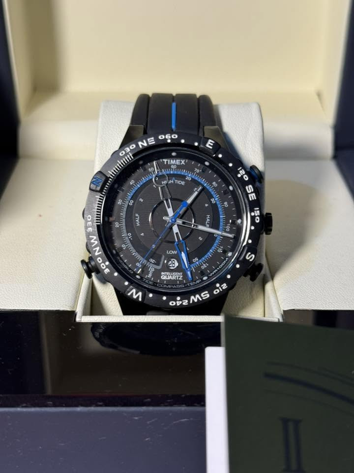 ساعة أصلية Timex Intelligent Quartz✨
🔹 الموديل: بوصلة + مقياس حرارة + مد وجزر
🔹 النوع: كوارتز – بطارية
🔹 الحالة: نظافة ممتازة
🔹 مناسبة للرحلات والأنشطة الخارجية
🔹 مقاومة للماء

📌 ملاحظة: لسنا تابعين لأي شركة أو علامة تجارية، نحن اسم مستقل فقط.

📞 للتواصل:
***********

🚚 يوجد توصيل مجاني لجميع محافظات العراق الحبيب
💰 السعر: 185 دينار شامل التوصيل
