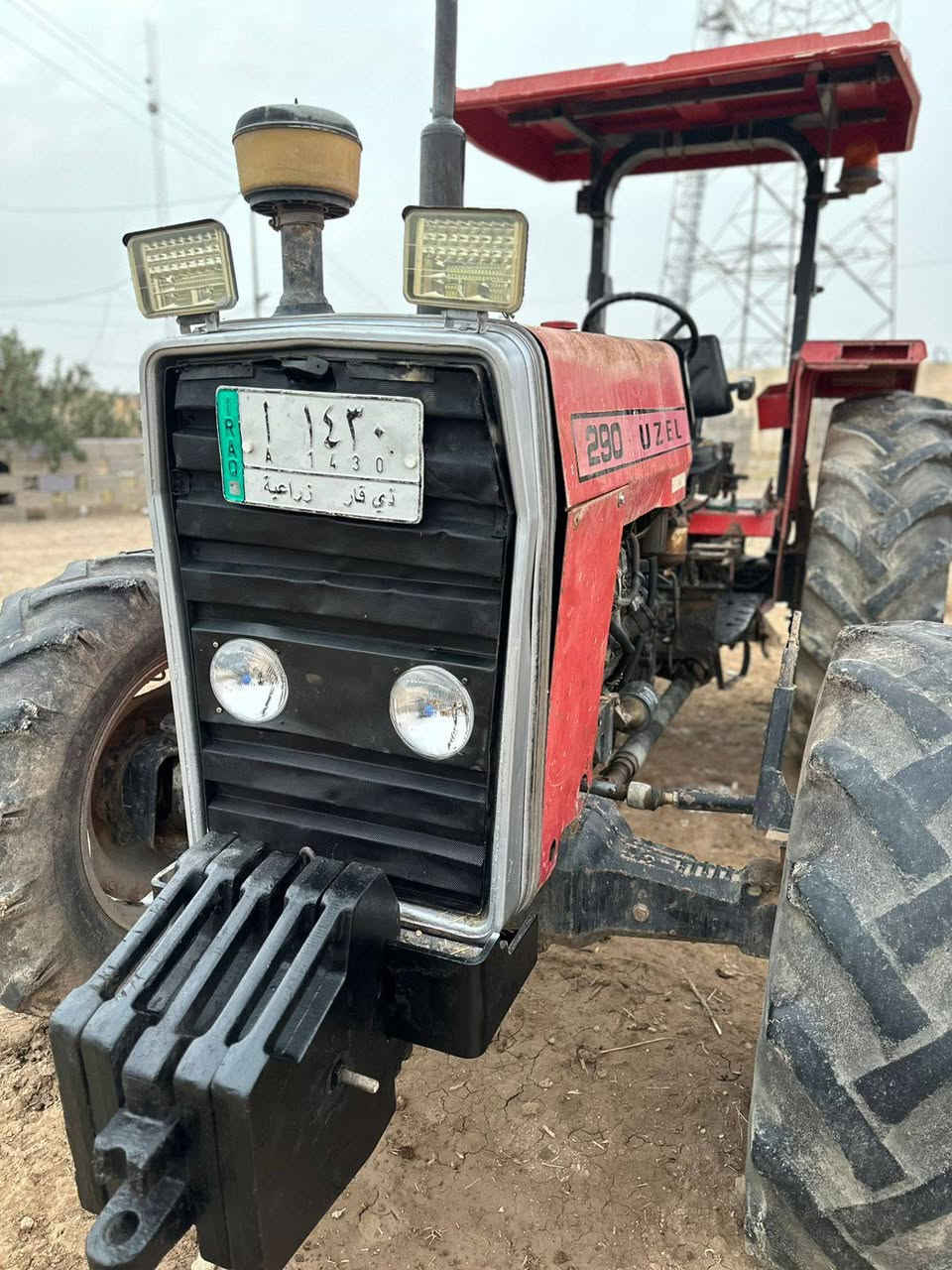 السلام عليكم فوركسن تركي للبيع موديل 2011 معا كافت معدات 
***********
