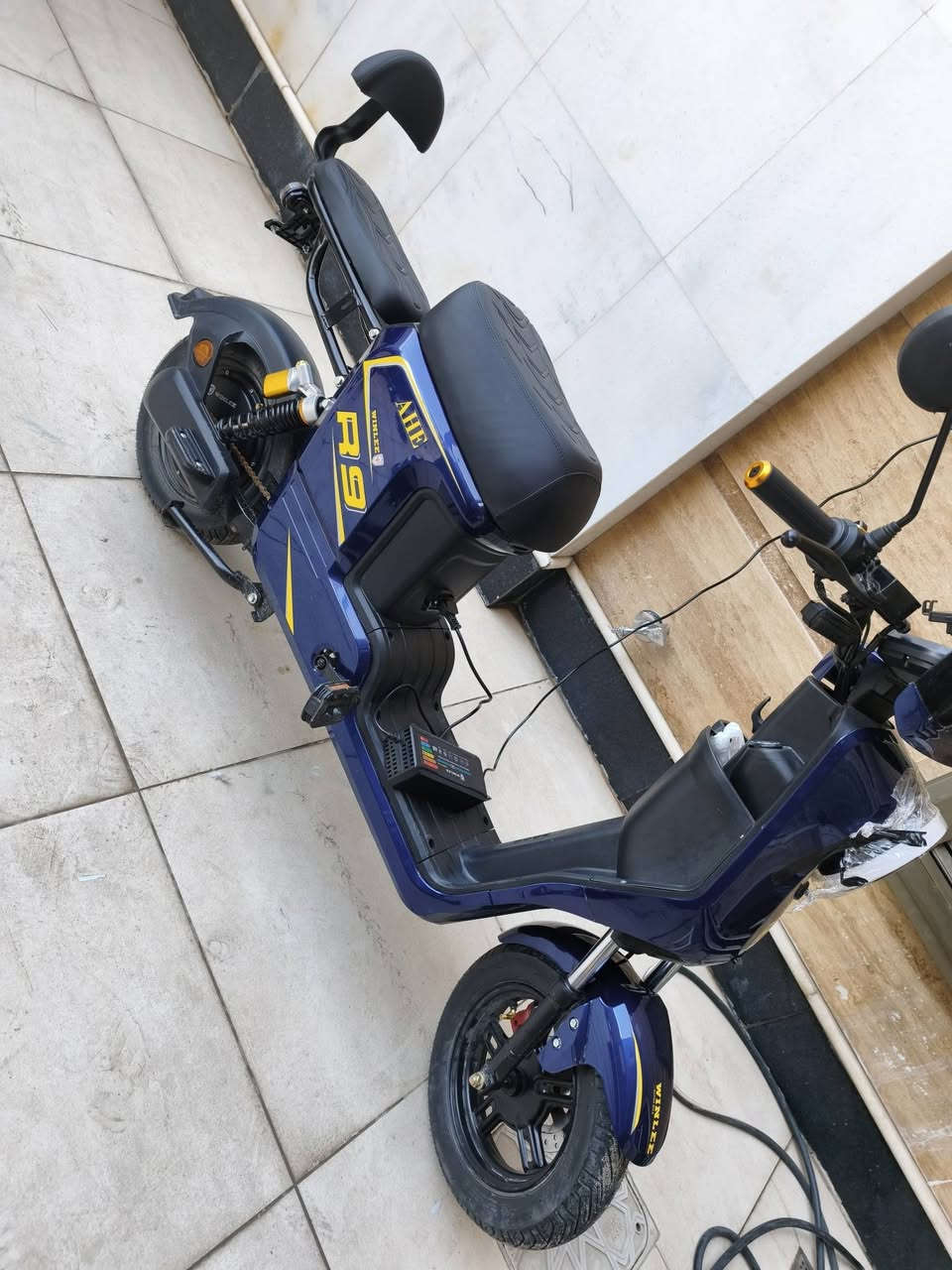 للبيع تفاصيل كلشي موضح تواصل واتساب *********** بدون اتصال قفلها 450
