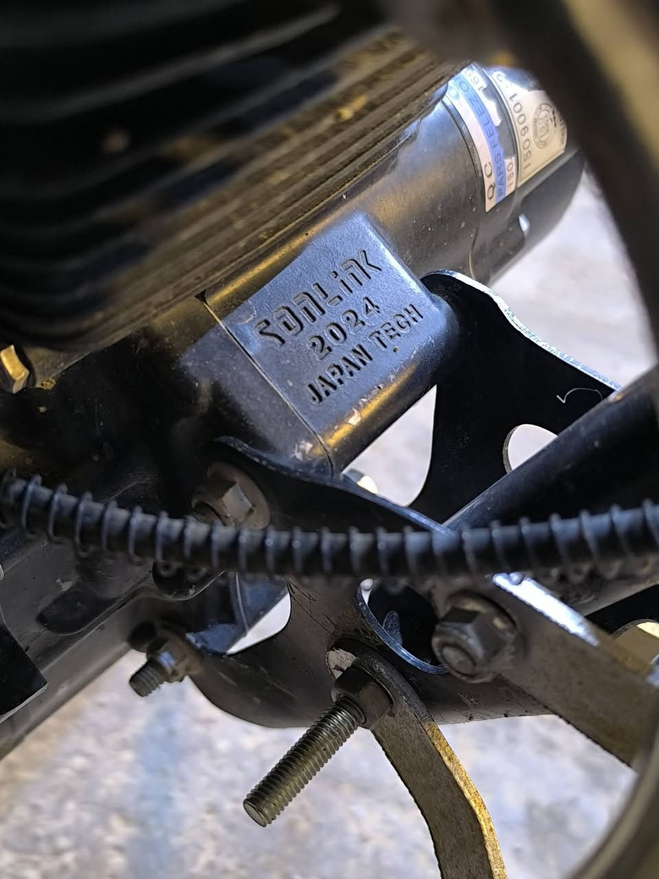 دراجه سونك للبيع
المحرك 200 موديل 2024 شكل 2025  

الدراجه ماشاءالله نشطه وقويه مستعمله فقط شهر واحد 

الترتيب مثل ما ابين بصور 

الصالنصه اكو الكاتم مالتها او اكو هاي الرياضي سعر الرياضي على الخاص 

سعر الدراجه 800 وبيها مجال
***********
