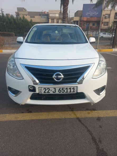 السلام عليكم
نيسان سني الهندي ابو الابليته زركه 
موديل ٢١
ماشيه  ١٠٤
سياره مابيه اي صبغ فقط طخه باب خلف السايق او بقبغ الجنطه رصعات اثنين جاملغ الخلفي 
السنوية والهزه بعدهن ممنتهيات 
سعر ١١٦
مكان السياره البياع 
***********
