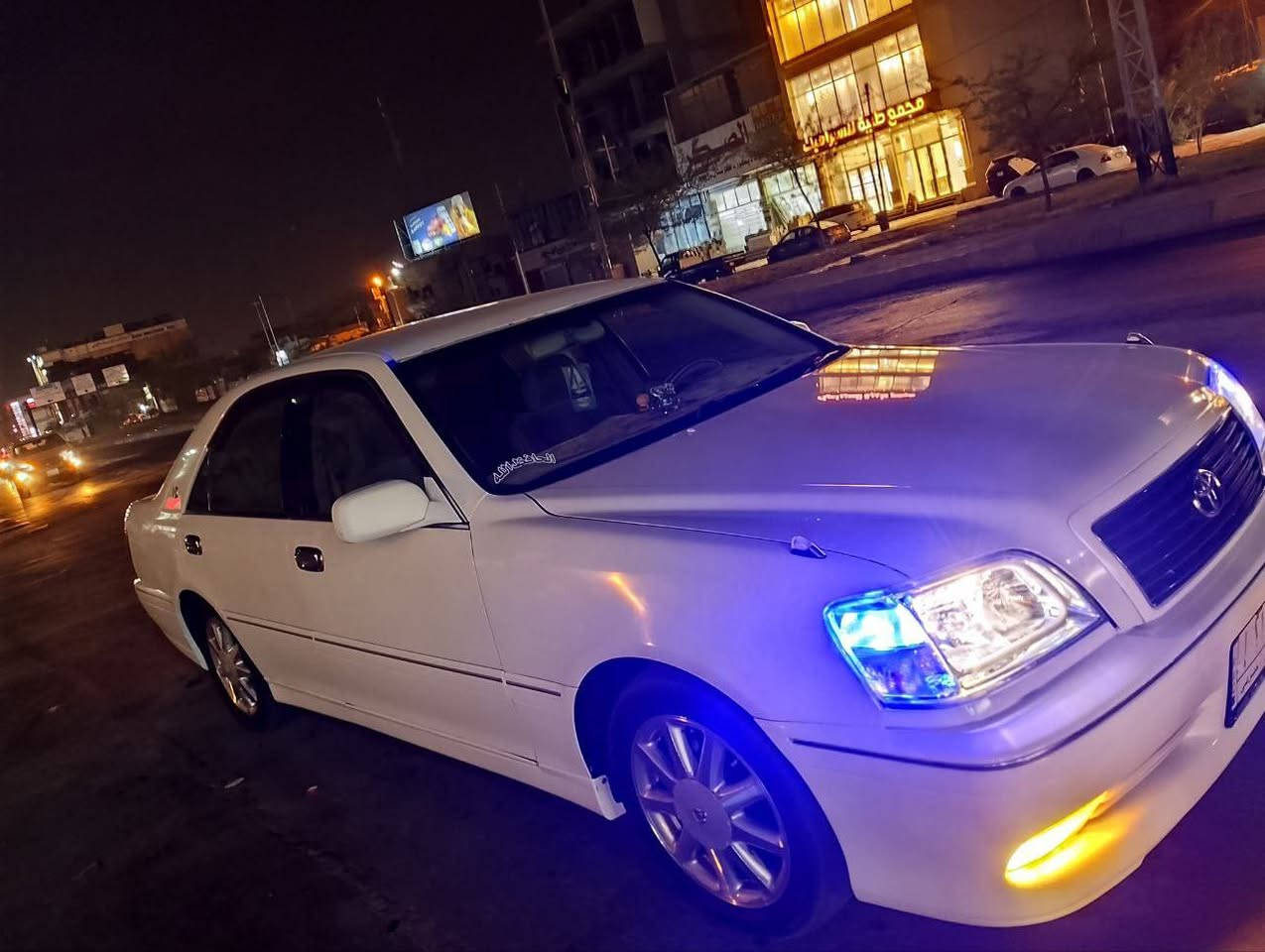 ملكه للبيع أو مراوسه
موديل 2000
رقم ذي قار 
دكمتين 
 كرستال ابيض اصل 
شاصي 175 فيفيتي    
كفاله من الضربه والصبغ والكص والعيب شرعي
سياره بسمي البصرة, العراق


**إذا كنت صاحب هذا الإعلان وتريد حذفه لأي سبب، رجاءا أرسل رسالة إلى الدعم الفني**