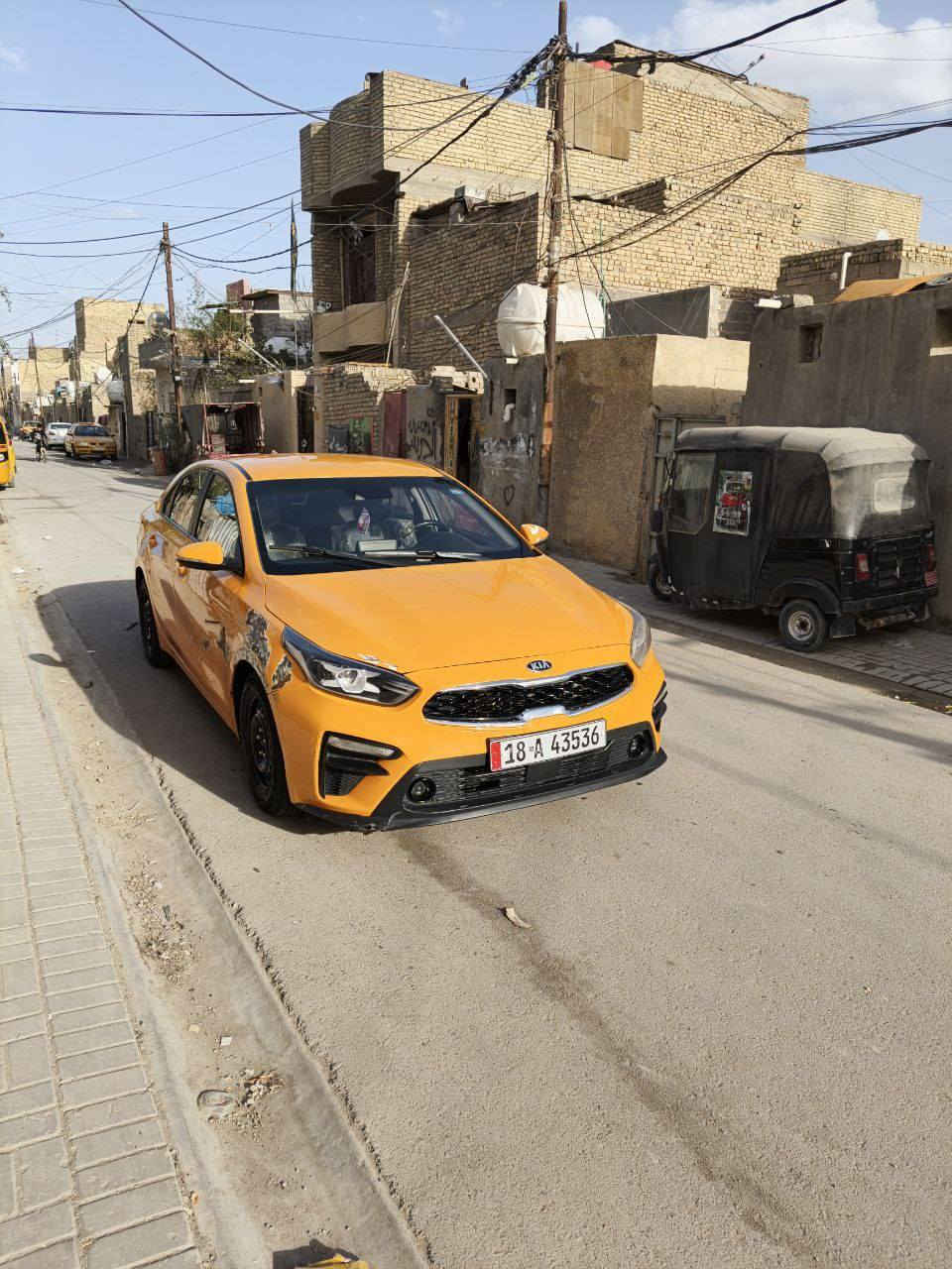 السلام عليكم
سيراتو خليجي 21
فول مواصفات عده لفتحه 

محرك 1600 
مكينه وكير  وصدر وتبريد كله جديد 
تخم تاير 
مواصفات سياره 
بصمه
تدفئه تبريد ب اكشن 
تدفئه ستيرن 
شاشه اندرويد تدعم كار بلي
كشنات جلد
اشاير ب لمري 
وبعد بيه هواي مواصفات 
سياره جاهزه ما نقصه شي
سونار مرفق ب لمنشور

مكاني بغداد 

السعر 112
***********

‏‪***********‬‏
