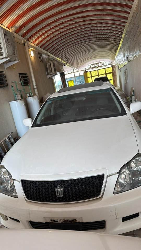 شاهينه 2006 رقم بصرة مزاد تسجيل جديد فتحة 3 دكم بردة خلفية كشنات جلد اسود  مداورة كفاله ***********
