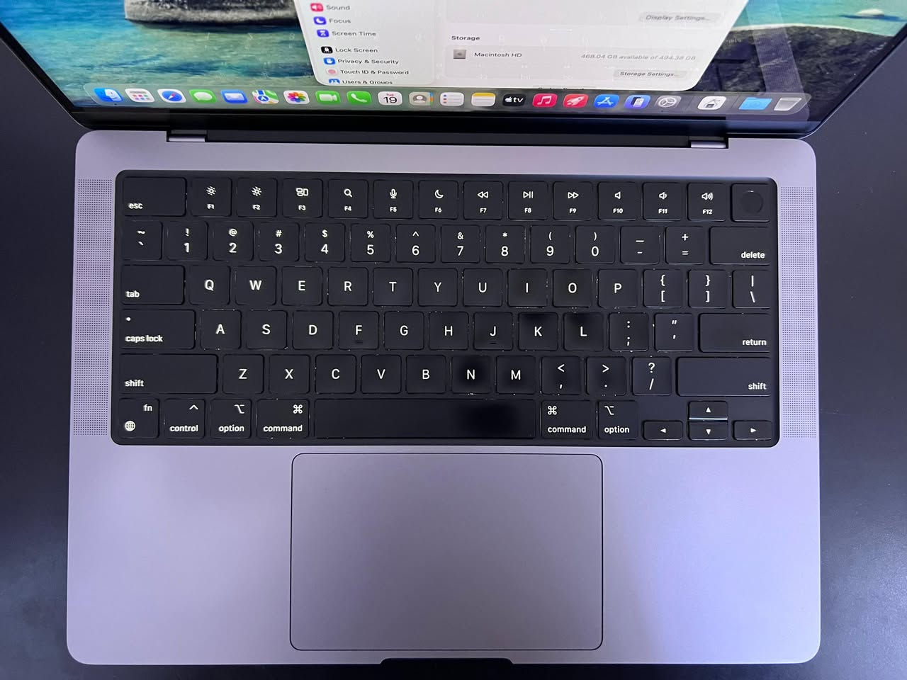 MacBook Pro M1 Pro 14” 

Ram 16 | SSD 500

Battery 97 - Cycle 13

Price: 1.480.000

***********

