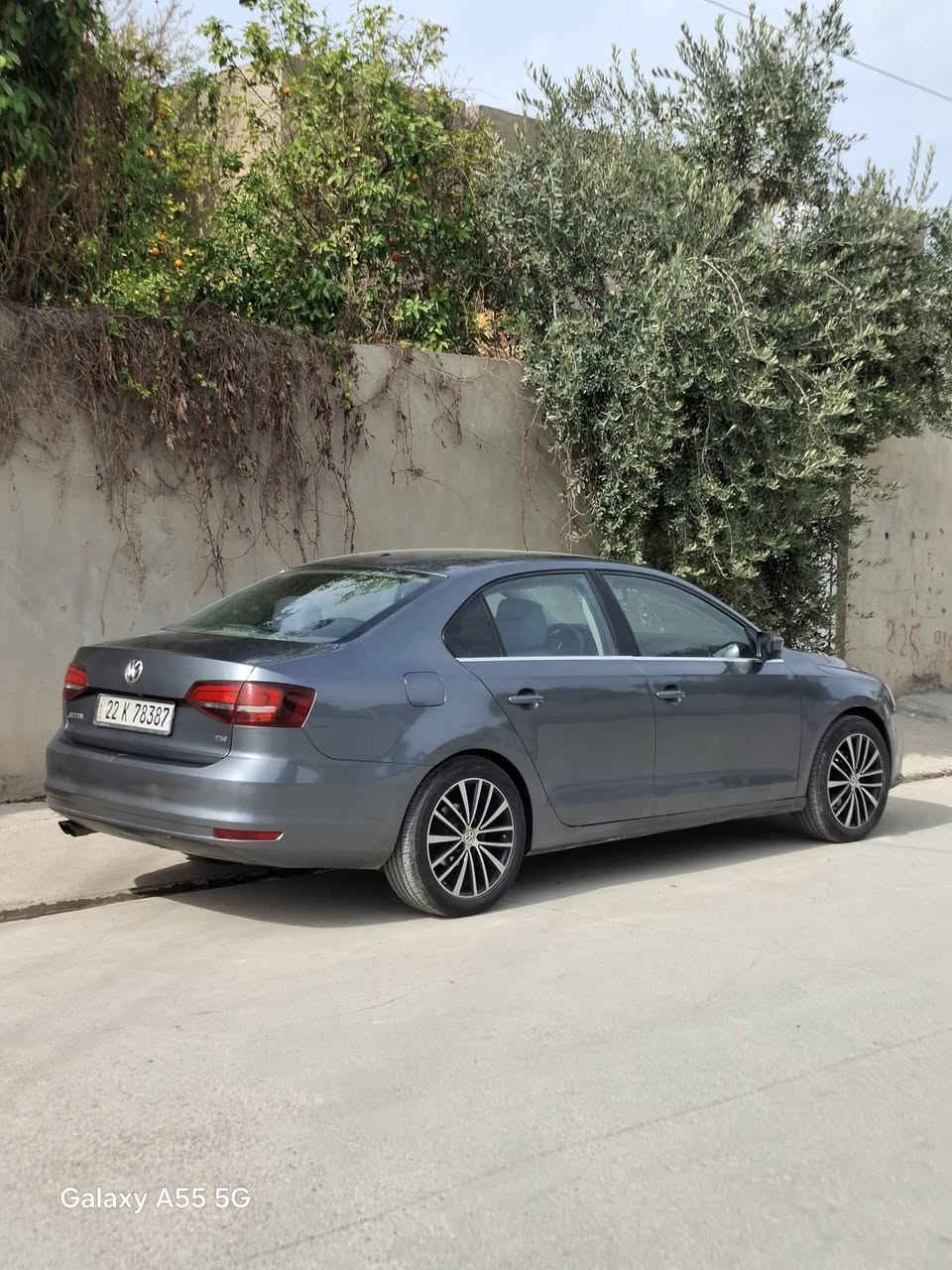 فولكس فاكن جيتا للبيع
موديل 2017
سعة المحرك 1400تيربو 
ماشيه 111 الف 
رقم اربيل شرط تحويل 
كير ومحرك شرط بيها تبديل قطعتين تجاري وقطعتين بلادي   ضررها موجود السونار مرفق ويه الصور
 مسويلها ادامه كاملة من المجاول والبلاكات  وصدر امامي وخلفي كله جديد السعر 98 ورقه وبيها مجال     عنواني 
صلاح الدين /طوز
او
بغداد/اعظمية 
***********
