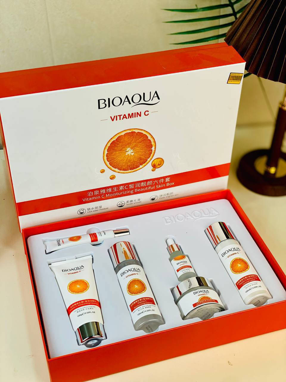 🍊بكج فيتامين C الكوري 
يرطيب البشرة وتغذيتها بقوة وعمق واعادة اشراقتها الرائعة تفتيح ملحوظ للبشرة تخليص البشرة من الزيوت الزائدة والقضاء على جفافها وحفظ الرطوبة لفترة طويلة lock water منتجات خفيفة على البشرة وغنية بمستخلص فيتامين سي الطبيعي يزيل الهالات السوداء حول العين نعومة رائعة واشراقة لا مثيل لها يعيد مرونة البشرة ويجعلها صحية اكثر

سعر البكج 25  الف والتوصيل مجاني 
#عرض_خاص_توصيل_مجاني


**إذا كنت صاحب هذا الإعلان وتريد حذفه لأي سبب، رجاءا أرسل رسالة إلى الدعم الفني**