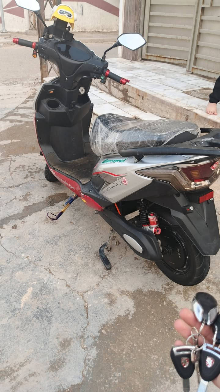 ***********
اي ستفسار سعره 750 وبيه مجال للشراي
استخدام فقط 5 اشهر
