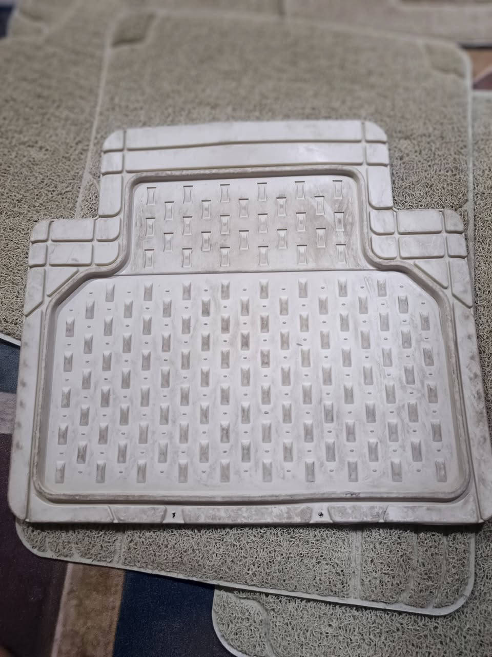 غراض للبيت استفسار عله رقم ***********
