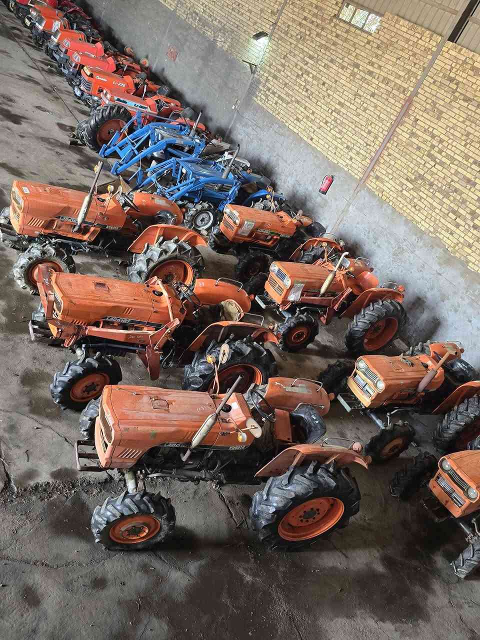 ***********
وصول وجبه جديده الى معرض ابو مصطفى جميع احجام المكائن الزراعيه اليابانيه فقط الخاصه في البستنه مكائن دخول جديد ممشتغله داخل العراق نهائي او على وضع الشركه كيله بدون كيله اربعه سلندر وثلاثه سلندر مع ملحقات كيله او رفاس الاسعار حسب الحجم والمواصفات توجد موديلات حديثه وقديمه حسب رغبت المشتري الاسعار حسب النضافه والملحقات 

العنوان الحله قرب جامعه بابل طريق حله نجف

للاستفسار اكثر 

***********

يتوفر توصيل الى جميع المحافظات
