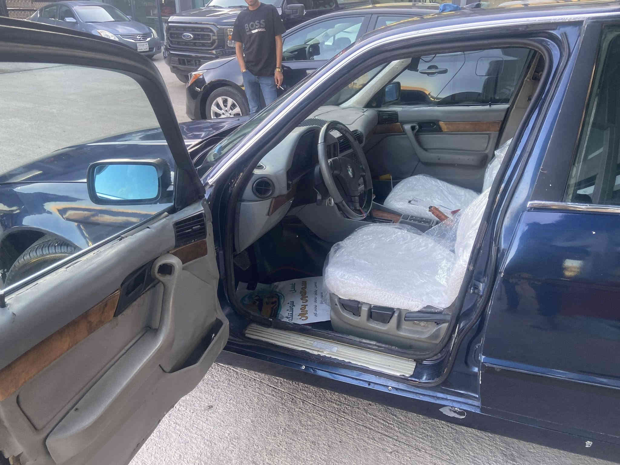 ‎سعر:٣٧گه‌ڵا
مه‌كینه‌  ٥٢٥ ‌ دیجیتاڵ ‌ 
‎ گێڕ ئۆتۆماتیك سڵایت مۆدی سپۆرت مۆدی به‌فر
‎فوول مواسه‌فاته‌ ABS| Acs تراكشن
‎ناو فۆرمیكا كوشن هیته‌ر كوشن جڵد
‎٤ جام كاره‌با
‎٤تایه‌و ویلی لۆكی له‌سه‌ره‌ ‌ 
‎ سه‌یاره‌كه‌ موسه‌
‎به‌س ماشاالله‌ی ئه‌وێت سه‌یاره‌كه‌ زۆر جوان و پاك ماوه‌ته‌وانێ 
‎ئاڕم پلاستیكی 
‎به‌شه‌رتی ئاڕم . ئه‌وه‌لیات‌
***********
