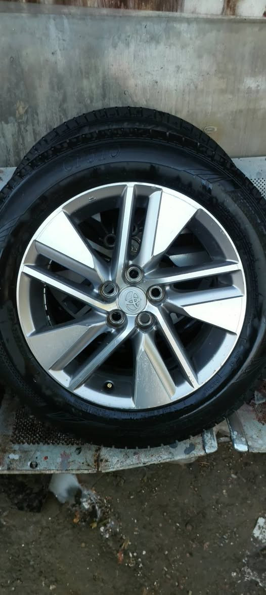 السلام عليكم تخم ويل كب كورلاامريكي حجم ١٦اصلي شركه وتخم تاير نضيف للبيع اومراوس مكان بغداد هاتف ***********
