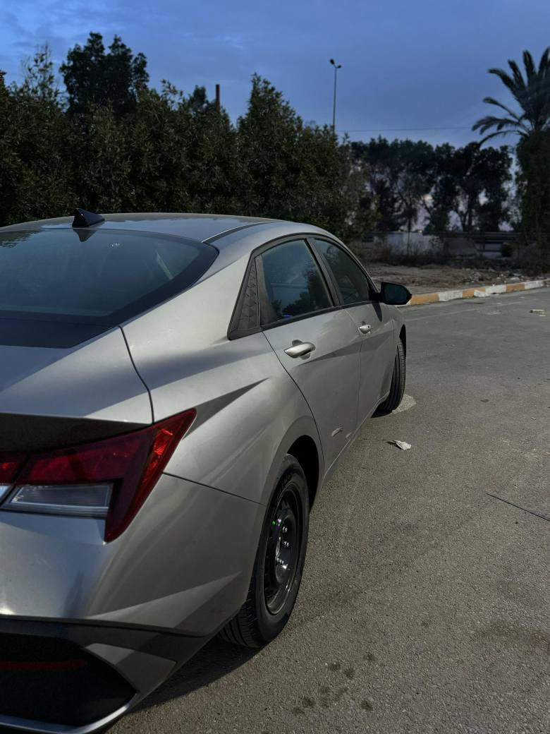 هونداي النترا 2024 امريكي 
مكينه 2000 دوش 
ماشي 35 الف 
بصمه 
رادار امامي 
رادار خلفي 
رادار بلمري 
شاشه جبيره الكترونيه 
كيج الكتروني 
اناره ترحيب 
دشبول 7 الوان متغير / تحكم ستيرن / كامره خلفيه 
حادث سيار بنيد مصلح نفسه ارباك ستيرن 
سعر 160 وبي مجال بسيط 
بدون ترقيم تترقم بغداد 
مكاني بغداد الجديده 
*********** بغداد, العراق
