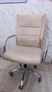 كرسي • ديكور بيت • أثاث