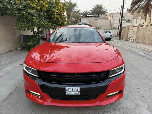 جارجر بلاك توب SXT سوبر تراك موديل 23 لاصدار الاخير فول موصفات و لون مميز احمر طماطه 
بدون اي صبغ 
ضرر مالته حافه بنيد فقط و مبدل ابلادي نفس لون مطابق و باقي سياره مكفول 
سياره موجوده ب بغداد حي لاعلام كامله مكمله من كلشي باقي بس ع رقم 
ماشيه 22 الف شرط تراي مال زيرو 
موصفات 
بصمه و تشغيل عن بعد 
سلايد روف 
حساس خلفي 
شاشه كبيره 
كشن كهرباء 
فور ويل 
كامره ع بغ 
تحكم ستيرن 
محرك 3.600 سته سلندر 
رقمي ***********
