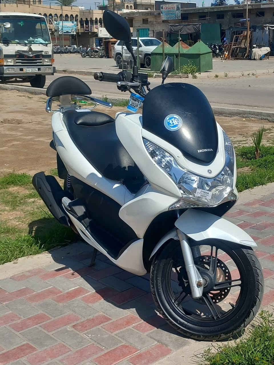 سلام عليكم....
دراجه للبيع بي سي اكس الجيل الاول  
 
دراجه شلعه معدل كهربائيات كلهه شغاله دراجه جديده   بلادية أي نقص مابيهة دهن جديد 
جيب فيتر وتعال افحص
العنوان بغداد مدينه الصدر مطعم ليمنونه الاستفسار الاتصال على الرقم 📞***********
