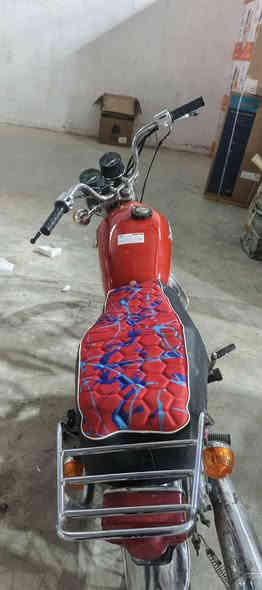 السلام عليكم دراجه نامه امتياز اوراق اصولي موديل 2021السعر 600وبيه مجال المكان الديوانيه التقيه الثالث قرب جسر النجف رقم الهاتف ***********
