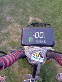 بايسكل شحن للبيع حجم 20 نضيف جدا مع شاحنه كامل السعر 175بي مجال قليل. ...