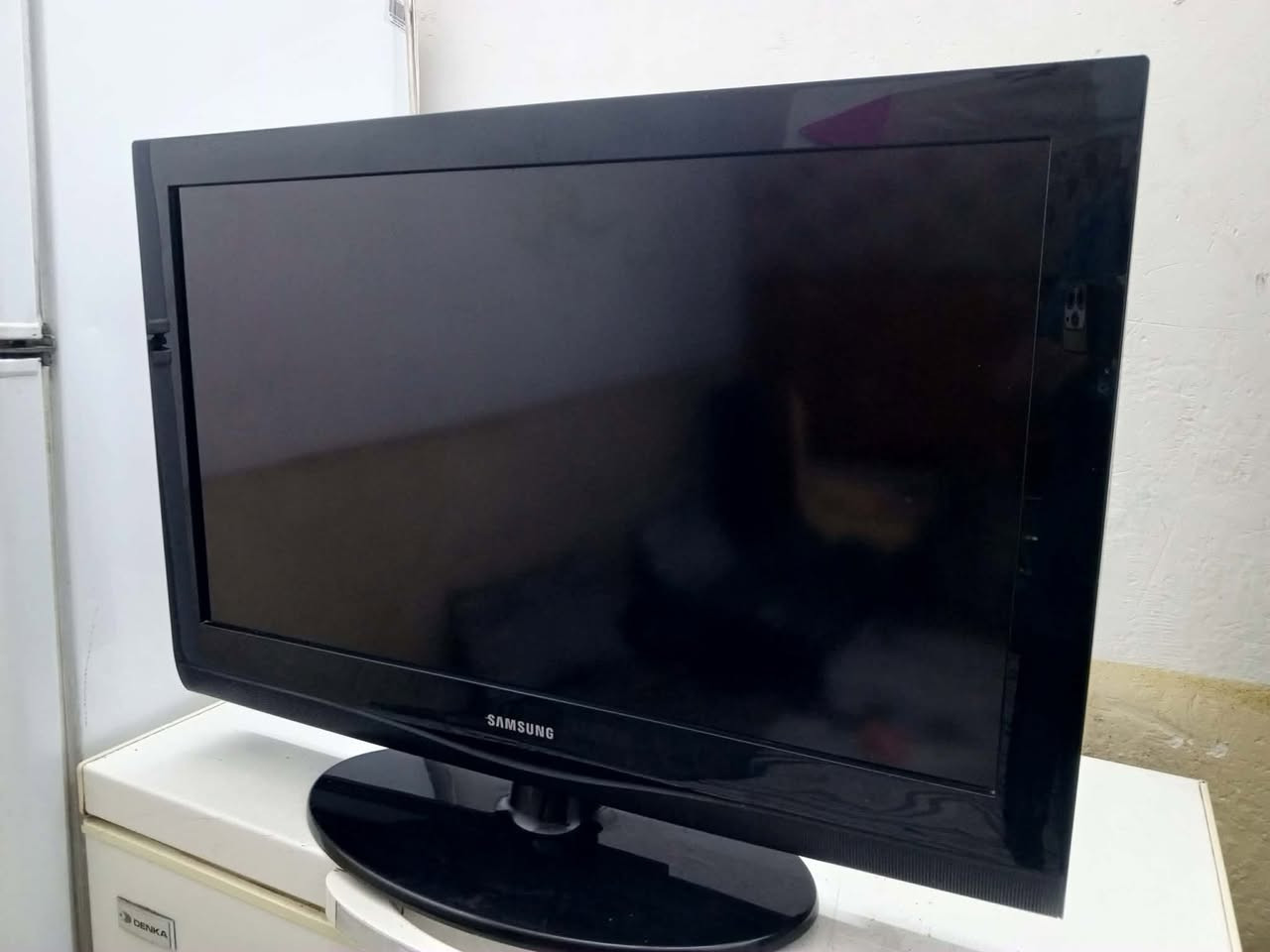 صوبة كهربائية غارية على الفحص السعر ٦٠ الف
بلازمة حجم ٣٢ سامسونج ماليزي السعر ٦٥

العنوان كربلاء الحر

رقم الهاتف ***********
