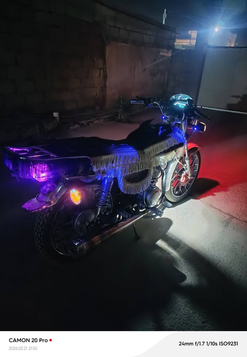 السلام عليكم ساڤان موديل 24 وضع شركه شرط كلشي شقال محرك ما مطخوخ صبانه موطور مال جني المكان گياره السعر 600 وبي مجال اتصل ***********
