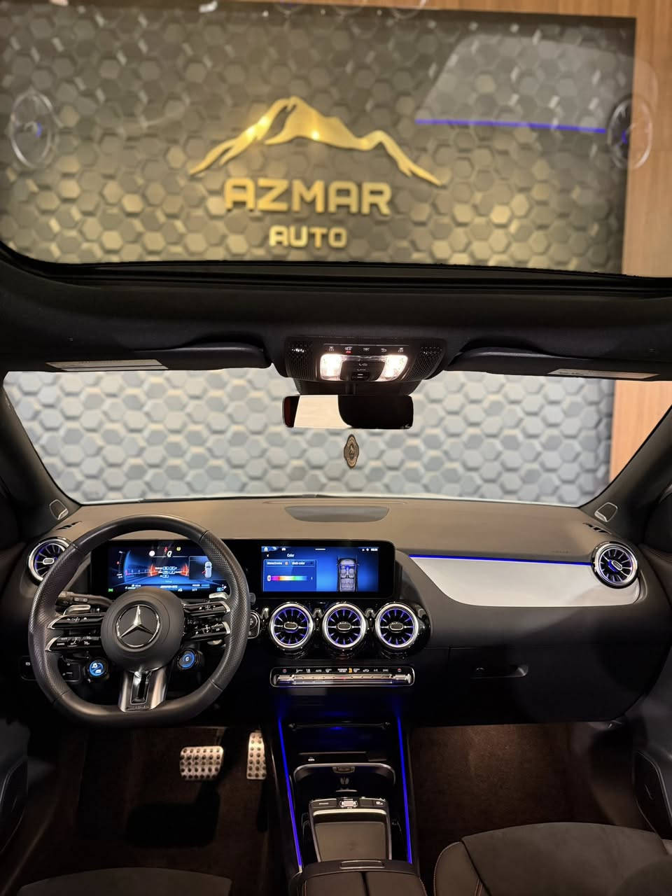 GLA 35 🚀 AMG 4 matic
وحيدة بالعراق كلها و سعر كلش رخيص : 348$ ورقة🔥🔥
موديل : 2024
ماشية : 5 الف 
302 قوة حصانية 🚀🐎
edition one ( night package )💎
مواصفات السيارة فول الفول
بنورام
 Affalaterbach🔥
كشنات amg
حزام احمر بلادي amg
ستيرن amg و تحكمات انضمات القيادة بيها
انضمات ( snow - individual - comfort - eco - sport - sport plus )
‎كشنات تدفئة و ميموري و كهربائي
شاشة متصلة و كيج متعدد الاشكال و رياضي
انارات داخلية متعدد الالوان
كامرات و رادارات و حساسات 
و بعد هواية مواصفات بيها متنذكر

السيارة قطرة صبغ ما بيها و كير و محرك و كهربائيات بشرط

سعر : 348$ ورقة
للاستفسار : ***********
العنوان : سليمانية المعارض الجديدة شركة ازمر اوتو معرض رقم ٣٤
