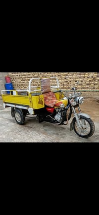 اخواني ستوته نضيفه وحلوه وسعر مناسب جدا  رايده 500 وبيه مجال لاستفسار ...