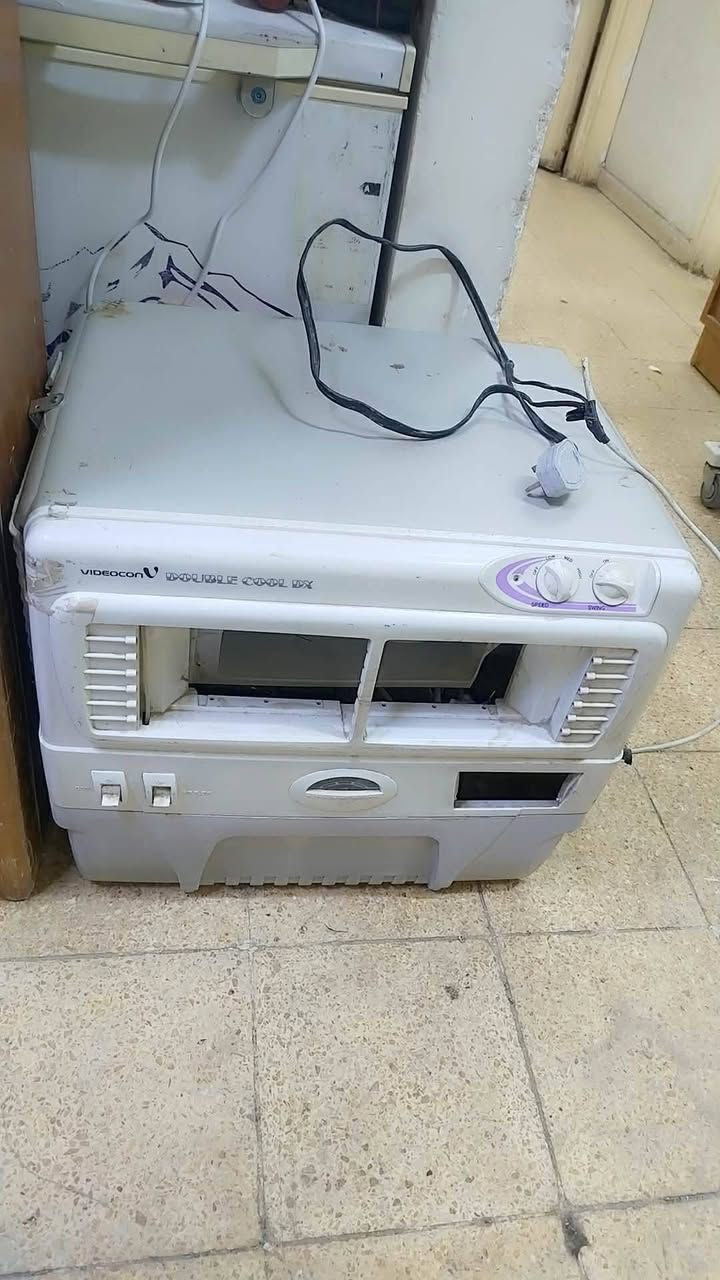 مراوح جدد 3 سرع هوهاهن كلش قوي ثلاثتهم 100 مبرده هواها قوي 3 سرع نهايته 40 عربانه مال باله قويه وضخمه جدا نهايته 40ليحب يتصل ***********
