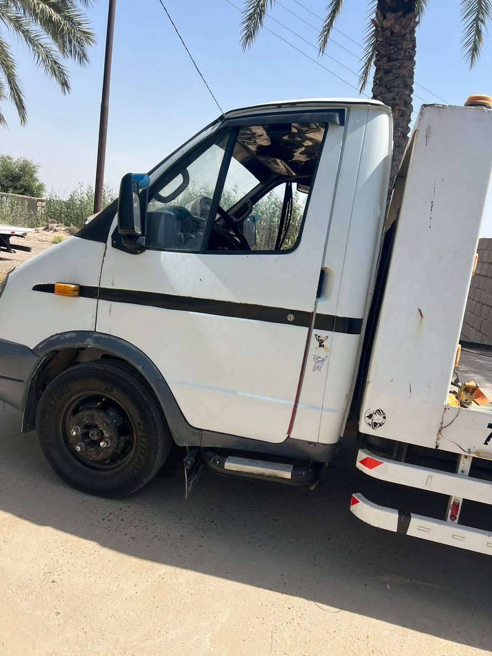 سلام عليكم كازيل للبيع موديل 2003 سياره خير من الله رقم بغداد تحويل مباشر 
سياره جاهز تخم تاير كهربائيات كبل لشارع 
مكان السياره بغداد السعر 63 وبيه مجال 
***********
*********** وتساب
