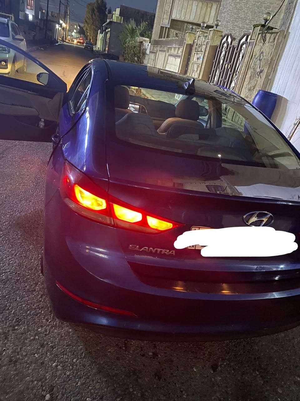 الالنتره موديل 2017وارد امريكي نص فول باسمي رقم أربيل دولي لون نيلي ضرر نص باب سايق وباب وره مبدل صبغ قبغ صندوك جاملغ كدام باب سايق مطوز السعر ١٢٣ وبيها مجال /*********** /***********
