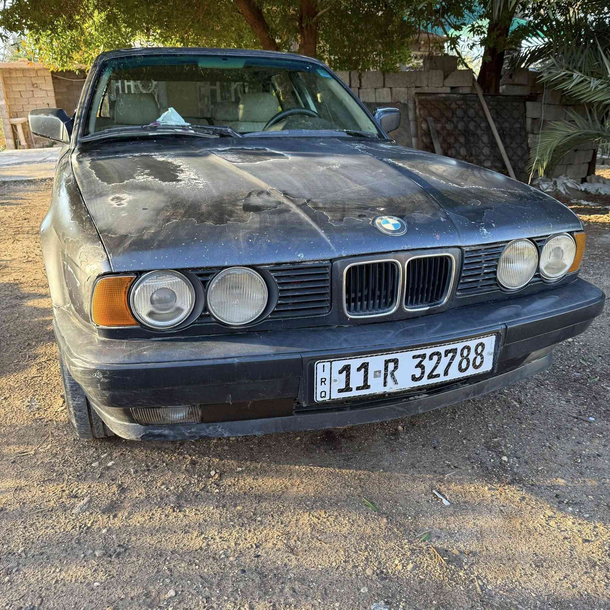 سلام عليكم  مكلف بالنشر
بي ام موديل 90 رقم بغداد بأسمي
 
السيارة بلادية بدون اي ضربة فقط كلير عام 

حدادية تايرات جدد 

محرك بي تبخير 

داخل جديد  

تبريد تدفئة شغال 

سعر 48 ورقة مكان بغداد زعفرانية ‭0770 429 0510‬
