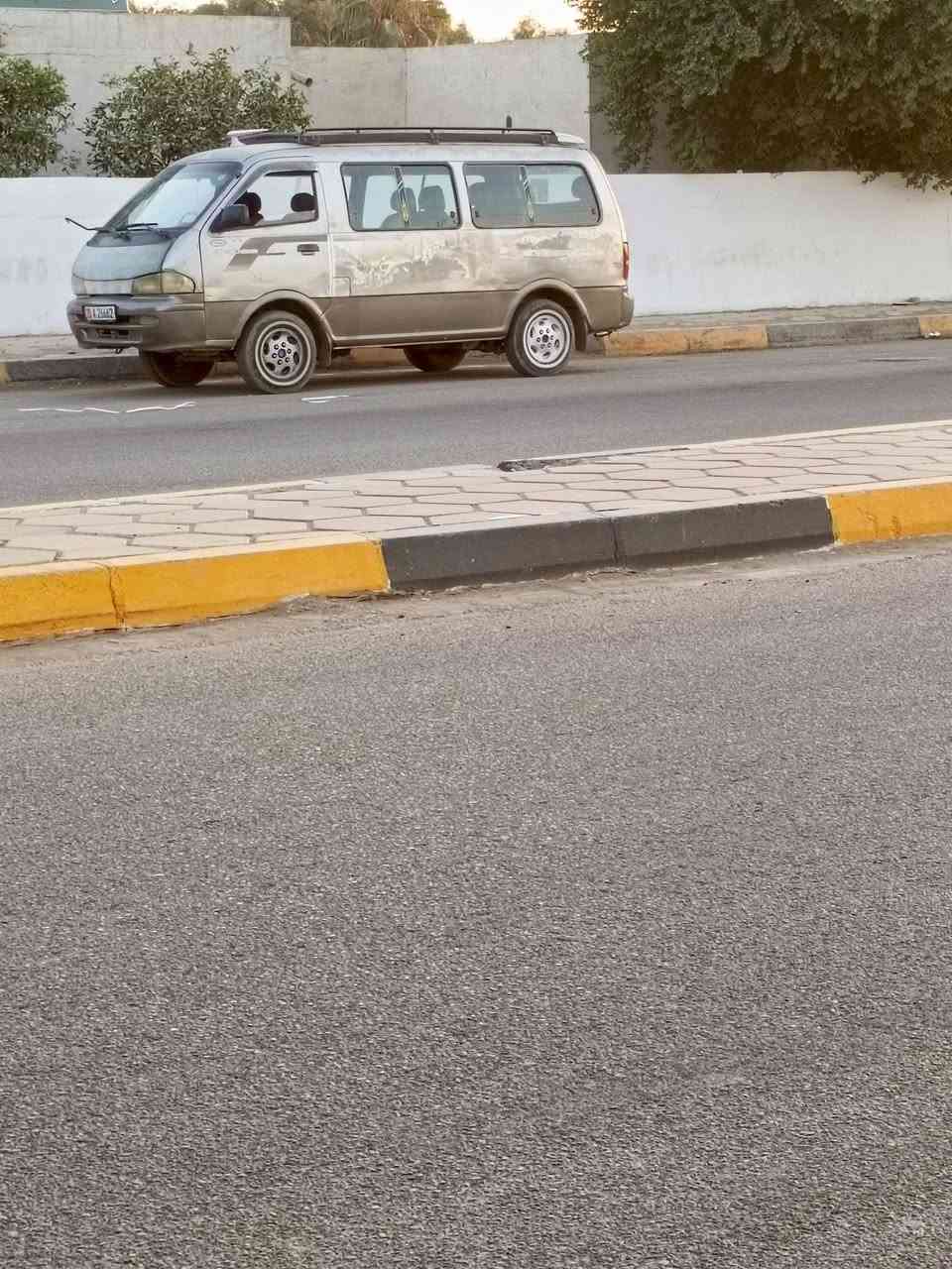 سلام عليكم بريجو البيع موديل 98 بلاديه بس شبر صبغ بيهه محرك كير اكلسل تخم تاير كله خير من الله لا تعبك واله تعبني قفلهه ب75 العنوان ديالى بعقوبه الشراي يتصل الرقم ***********
