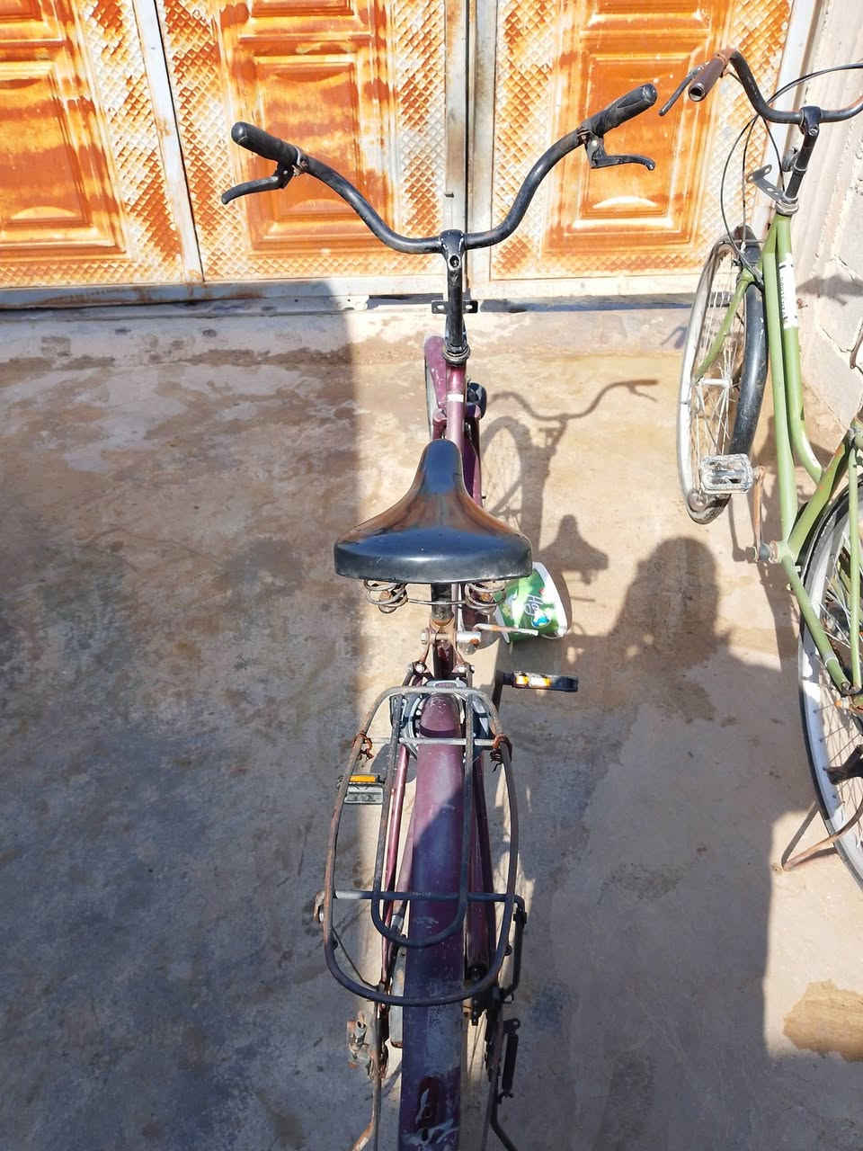 بايسكلات البيع شرط من كل عيب بس الحمر نقص سيم بريك فقط والباقي كدام العين السعر 90 اثينهن


**إذا كنت صاحب هذا الإعلان وتريد حذفه لأي سبب، رجاءا أرسل رسالة إلى الدعم الفني**