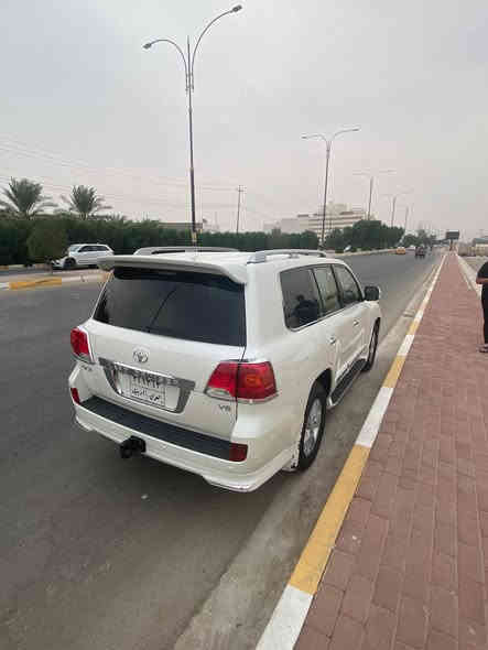 السلام عليكم للبيع لاندكروز 2013 GxR مكفوله كفاله عامه من الدعاميه لدعاميه محرك كير تخم تاير جديد السياره جاهزه من كلشي فول مواصفات فتحا مري شفط اشاير بل مري تبريد ثلج ماشيه 195 السعر 36 ونص للستفسار ***********
