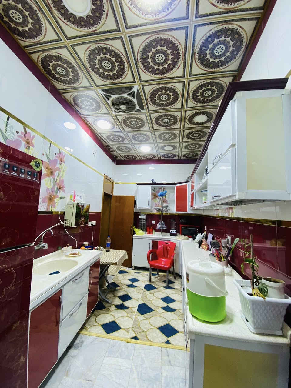 #دار_للبيع طابو صرف

📍المكان/ محلة المستشفى، الفلكة خلف جليل البغدادي.

📉المساحة / 150 متر طولاني *

محتويات البيت :
الطابق الاول/غرفة+استقبال+صالة+مطبخ+صحيات.
الطابق الثاني/3 غرف نوم سويت+ صالة.

🔺السعر وباقي التفاصيل الاتصال او زيارة المكتب
____________________________________________
للأستعلام والاستفسار:
موقع المكتب : الشطرة - قرب مدرسة الحدباء -مجاور حسينية خدام ال محمد
*********** مرتضى العلي
*********** علي ايهاب
