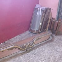 اخشاب • بلاش