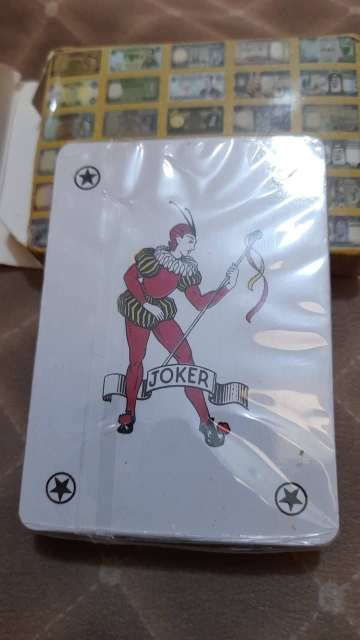 سيت ورق لعب غير مستخدم بظهر القطع صور لعملات عراقيه وعربيه الورق انتاج التسعينات


**إذا كنت صاحب هذا الإعلان وتريد حذفه لأي سبب، رجاءا أرسل رسالة إلى الدعم الفني**