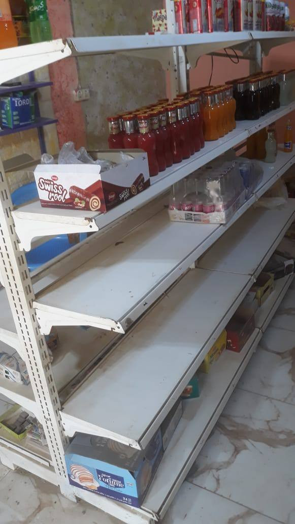 السلام عليكم 
رفوف (سفينة) للبيع 
سعر خاص
علق واني ادخلك خاص او اتصل ***********
