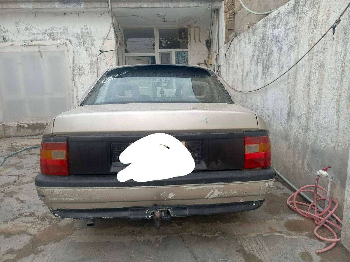 السَلٱمٌ عـَلـْيگمّ-ۈرحـْمّـٌة ٱللـّہ ﯙبُرگـّاتہ 
للبيع فقط فكترا موديل 92 گير اوتو حجم 20. سعر 38 وبي مجال قليل
سيارة نظيفة. ضربة شبرين چاملخ خلف السائق ومرجعيها ع البارد 
رقم صاحبها ***********
